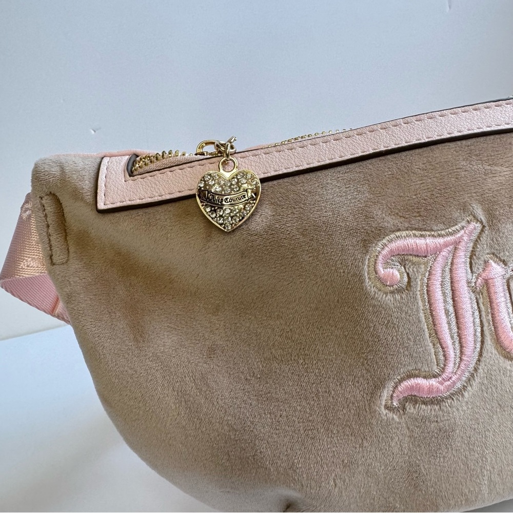 Juicy Couture YK2 Queen of everything Fanny Bag Cafe/ Powder Blush - Picture 3 of 16